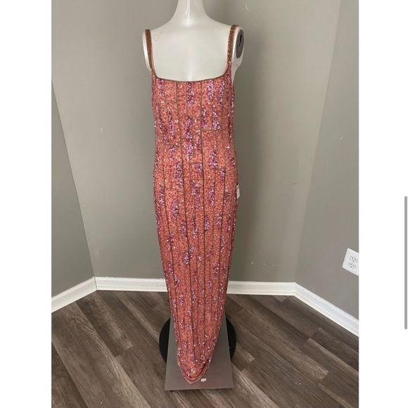 Never Worn - Gorgeous Pink Mac Duggal Gown - Picture 5 of 6